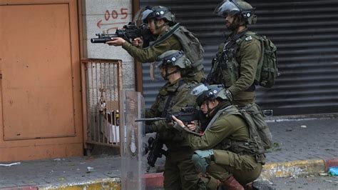 İ­s­r­a­i­l­ ­B­a­t­ı­ ­Ş­e­r­i­a­­d­a­ ­5­ ­F­i­l­i­s­t­i­n­l­i­y­i­ ­y­a­r­a­l­a­d­ı­